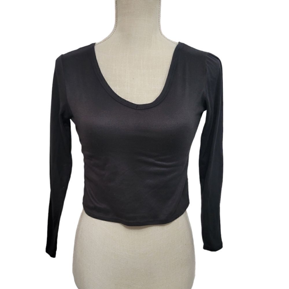 Olivia rae crop top